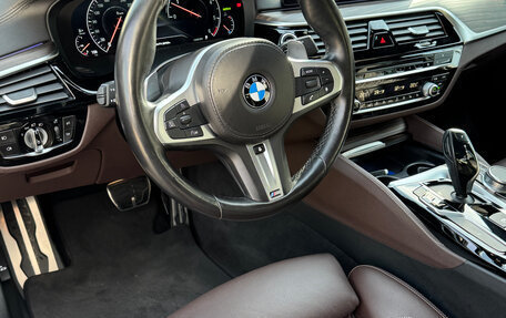 BMW 5 серия, 2018 год, 3 499 000 рублей, 13 фотография