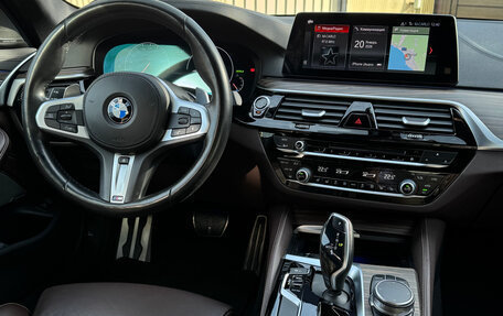 BMW 5 серия, 2018 год, 3 499 000 рублей, 14 фотография