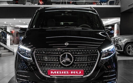 Mercedes-Benz V-Класс, 2025 год, 15 300 000 рублей, 2 фотография