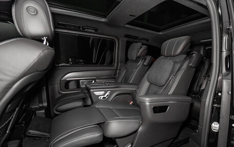 Mercedes-Benz V-Класс, 2025 год, 15 300 000 рублей, 27 фотография