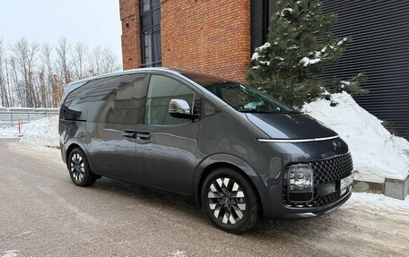 Hyundai Staria, 2021 год, 6 405 000 рублей, 4 фотография