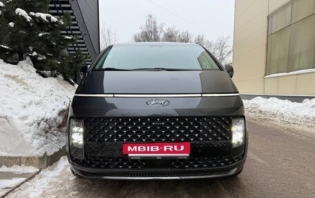 Hyundai Staria, 2021 год, 6 405 000 рублей, 3 фотография