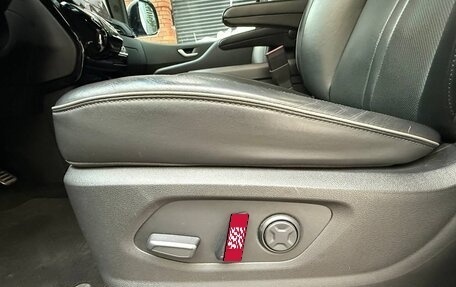 Hyundai Staria, 2021 год, 6 405 000 рублей, 14 фотография