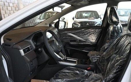 Mitsubishi Xpander, 2023 год, 2 450 000 рублей, 7 фотография