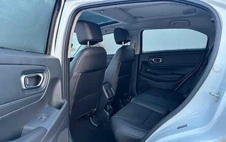 Honda Vezel, 2023 год, 1 630 028 рублей, 14 фотография