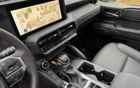 Toyota Land Cruiser Prado, 2025 год, 11 790 000 рублей, 9 фотография