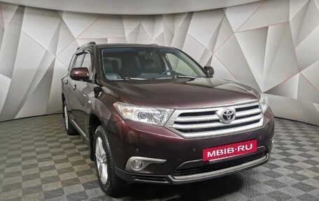 Toyota Highlander III, 2012 год, 1 900 000 рублей, 2 фотография