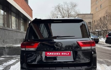 Toyota Land Cruiser, 2024 год, 15 500 000 рублей, 4 фотография