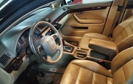 Audi A4, 2006 год, 650 000 рублей, 9 фотография