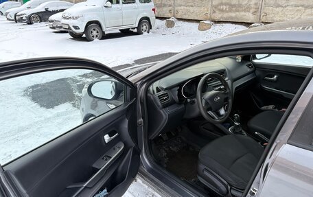 KIA Rio III рестайлинг, 2013 год, 850 000 рублей, 23 фотография