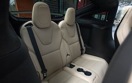 Tesla Model X I, 2024 год, 15 700 000 рублей, 11 фотография