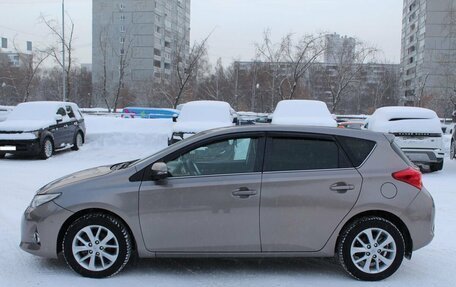 Toyota Auris II, 2013 год, 1 150 000 рублей, 8 фотография