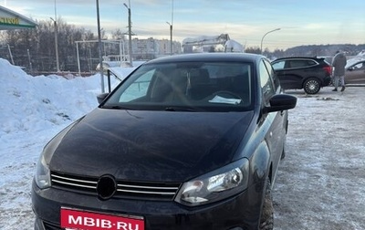 Volkswagen Polo VI (EU Market), 2013 год, 700 000 рублей, 1 фотография