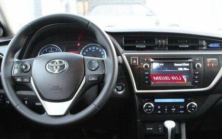 Toyota Auris II, 2013 год, 1 150 000 рублей, 18 фотография