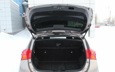 Toyota Auris II, 2013 год, 1 150 000 рублей, 24 фотография