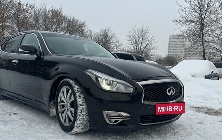 Infiniti Q70 I, 2016 год, 2 800 000 рублей, 2 фотография