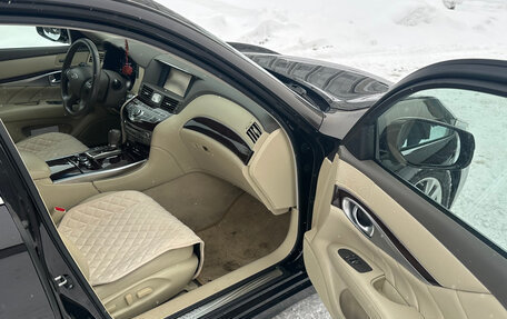 Infiniti Q70 I, 2016 год, 2 800 000 рублей, 15 фотография