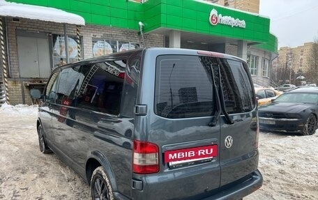 Volkswagen Caravelle T5, 2005 год, 1 350 000 рублей, 7 фотография