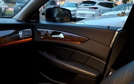 Mercedes-Benz CLS, 2012 год, 2 100 000 рублей, 19 фотография