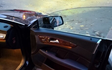 Mercedes-Benz CLS, 2012 год, 2 100 000 рублей, 22 фотография