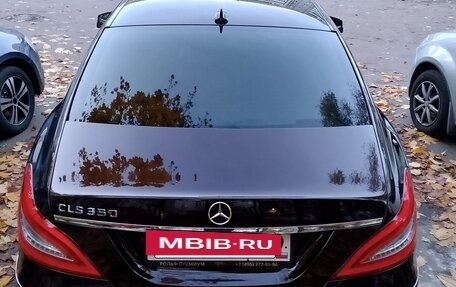 Mercedes-Benz CLS, 2012 год, 2 100 000 рублей, 15 фотография