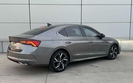 Skoda Octavia IV, 2022 год, 2 200 000 рублей, 4 фотография