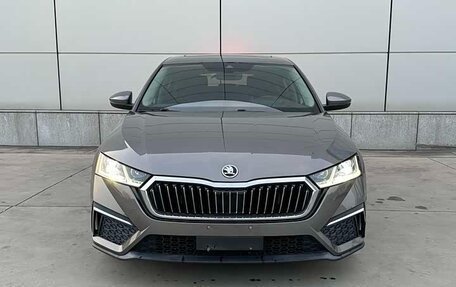 Skoda Octavia IV, 2022 год, 2 200 000 рублей, 2 фотография