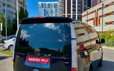 Hyundai Staria, 2022 год, 5 600 000 рублей, 3 фотография