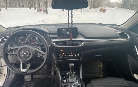 Mazda 6, 2017 год, 1 370 000 рублей, 4 фотография