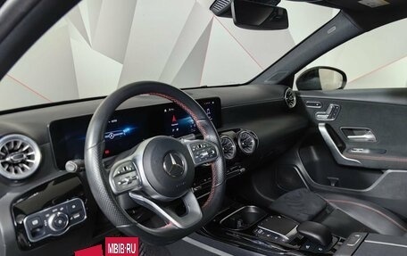 Mercedes-Benz A-Класс AMG, 2021 год, 4 095 000 рублей, 19 фотография