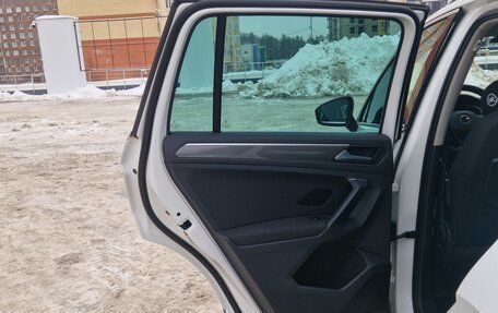 Volkswagen Tiguan II, 2019 год, 3 100 000 рублей, 33 фотография