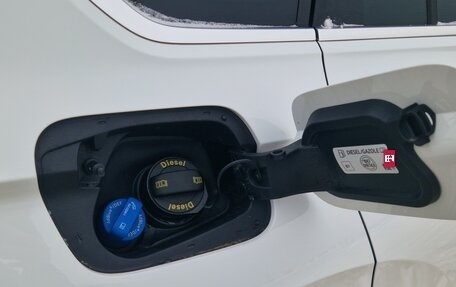 Volkswagen Tiguan II, 2019 год, 3 100 000 рублей, 34 фотография