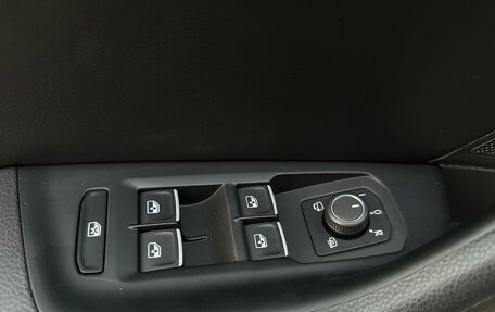 Volkswagen Passat B8 рестайлинг, 2018 год, 2 750 000 рублей, 7 фотография