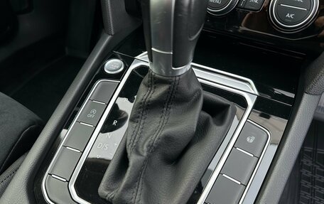 Volkswagen Passat B8 рестайлинг, 2018 год, 2 750 000 рублей, 25 фотография