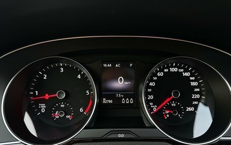 Volkswagen Passat B8 рестайлинг, 2018 год, 2 750 000 рублей, 31 фотография