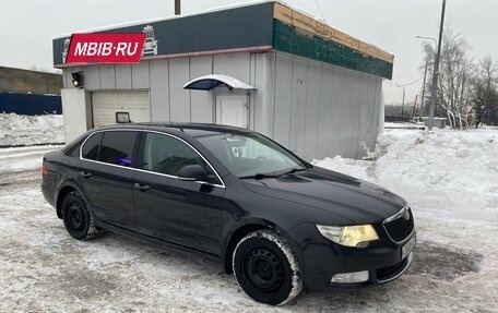 Skoda Superb III рестайлинг, 2013 год, 950 000 рублей, 1 фотография