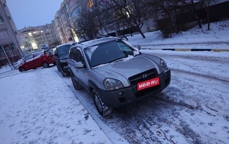 Hyundai Tucson III, 2008 год, 739 000 рублей, 1 фотография