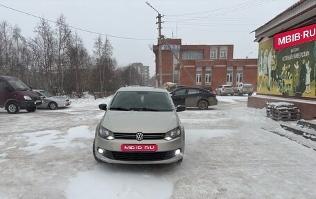 Volkswagen Polo VI (EU Market), 2014 год, 900 000 рублей, 1 фотография