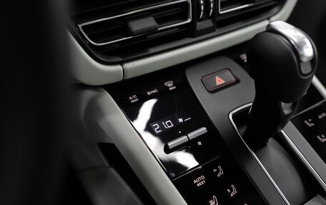 Porsche Macan I рестайлинг, 2024 год, 10 990 000 рублей, 21 фотография