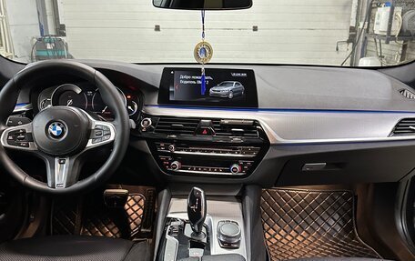 BMW 5 серия, 2017 год, 2 990 000 рублей, 13 фотография