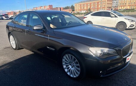 BMW 7 серия, 2012 год, 3 000 000 рублей, 2 фотография