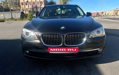 BMW 7 серия, 2012 год, 3 000 000 рублей, 5 фотография
