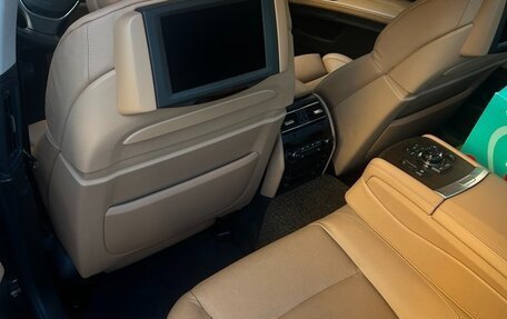 BMW 7 серия, 2012 год, 3 000 000 рублей, 7 фотография