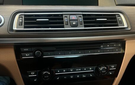 BMW 7 серия, 2012 год, 3 000 000 рублей, 10 фотография