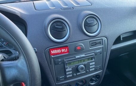 Ford Fusion I, 2006 год, 299 000 рублей, 8 фотография