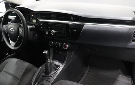 Toyota Corolla, 2014 год, 1 400 000 рублей, 6 фотография