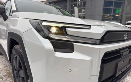 Toyota RAV4, 2025 год, 5 450 000 рублей, 4 фотография