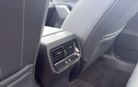 Toyota RAV4, 2025 год, 5 450 000 рублей, 12 фотография