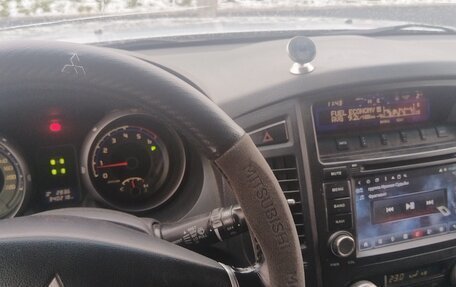 Mitsubishi Pajero IV, 2008 год, 1 408 000 рублей, 10 фотография