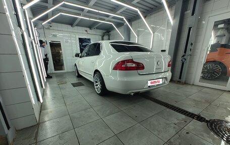 Skoda Superb III рестайлинг, 2011 год, 1 020 000 рублей, 5 фотография